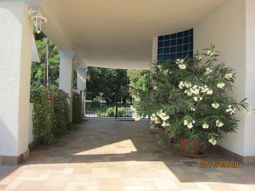 Hotel Csigahaz Panzio Gyula Zimmer foto