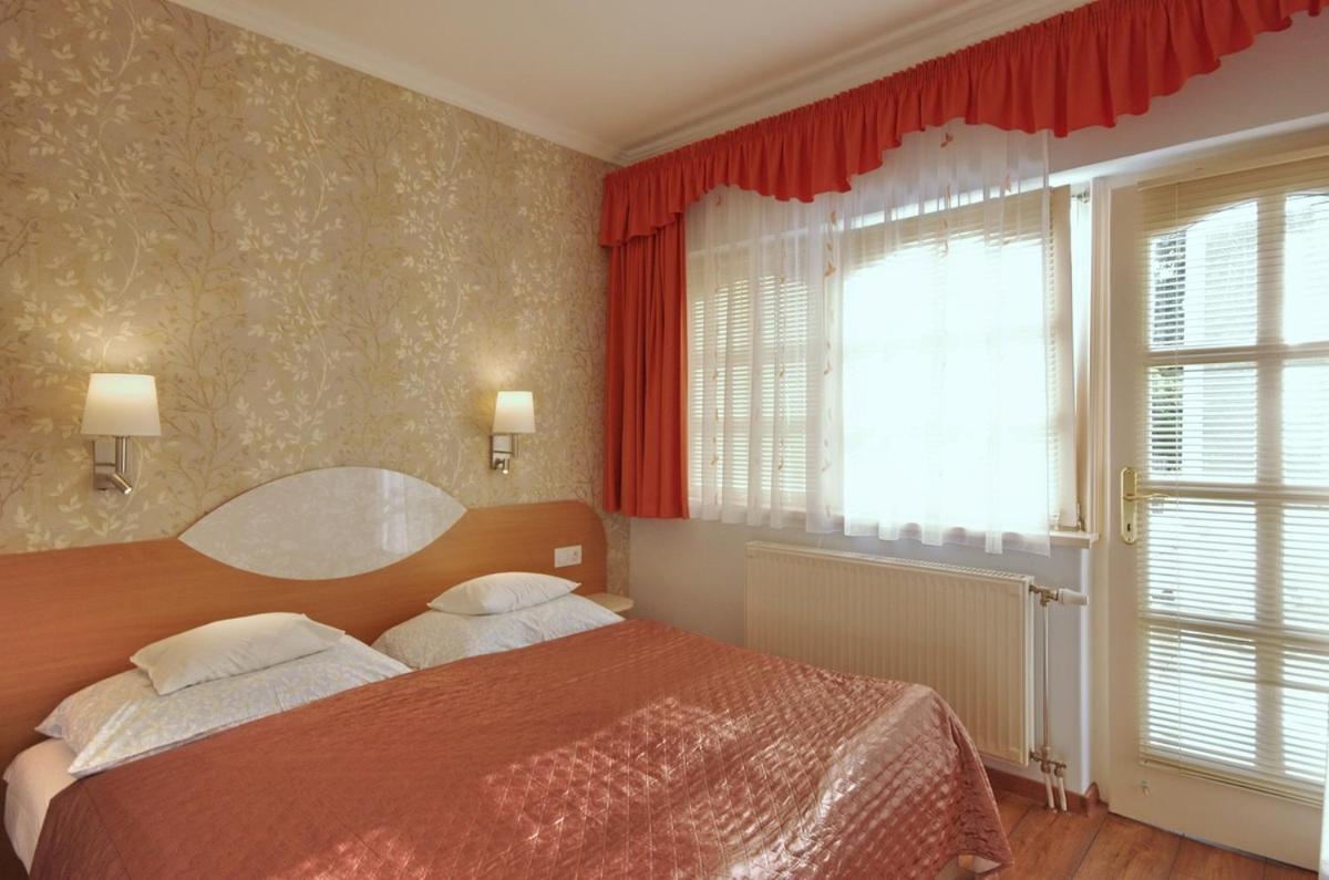 Hotel Csigahaz Panzio Gyula Exterior foto